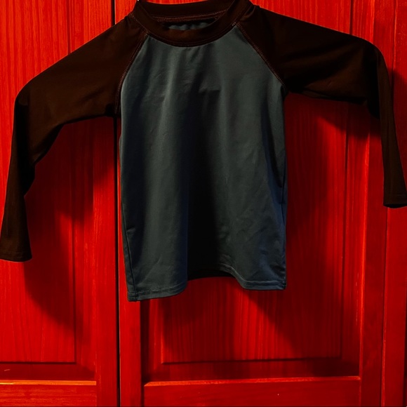 🌺2 for $25🌺 Columbia toddler RASHGUARD - Picture 8 of 12